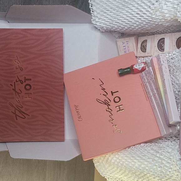 Colourpop Smokin Hot PR Box - Picture 5 of 17